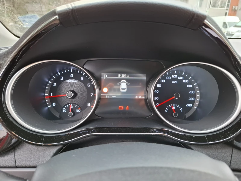 Kia Ceed Benzin, снимка 11 - Автомобили и джипове - 53221426