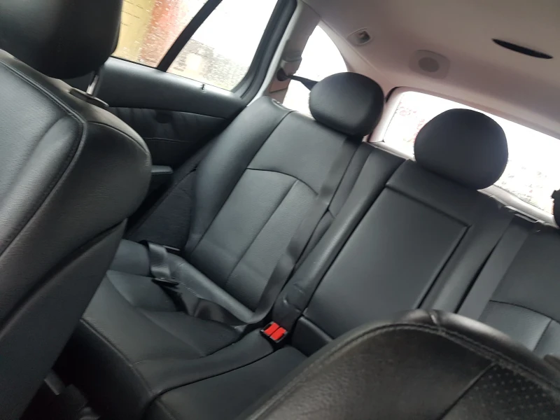 Mercedes-Benz E 350 4 matic, снимка 7 - Автомобили и джипове - 53506161