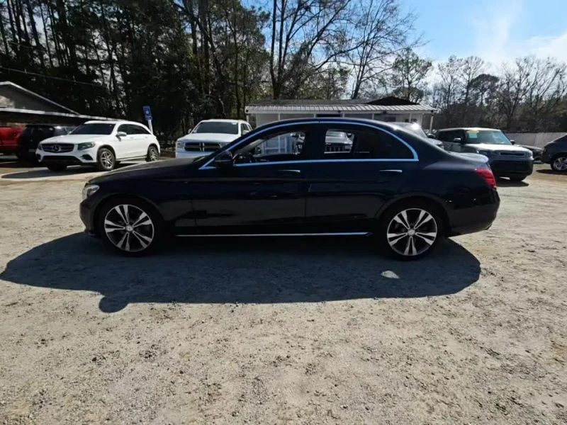 Mercedes-Benz C 300, снимка 3 - Автомобили и джипове - 53527942