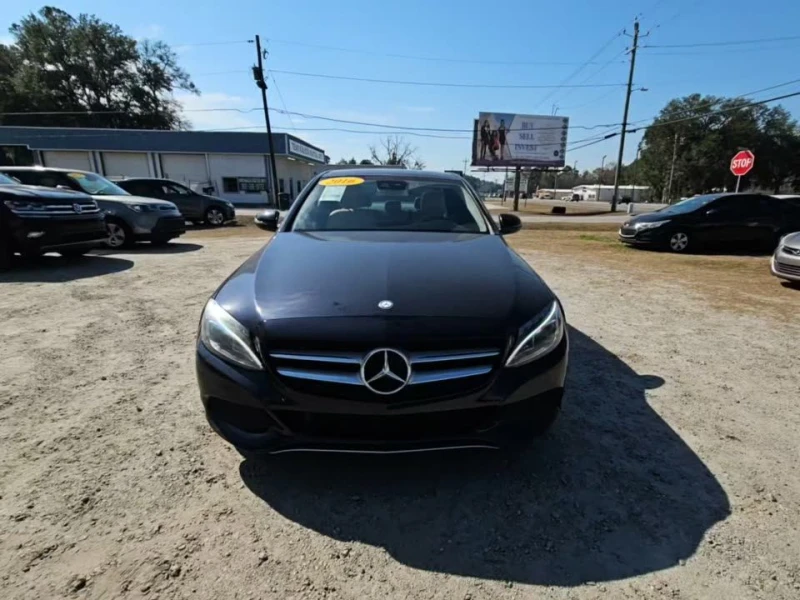 Mercedes-Benz C 300, снимка 2 - Автомобили и джипове - 53527942