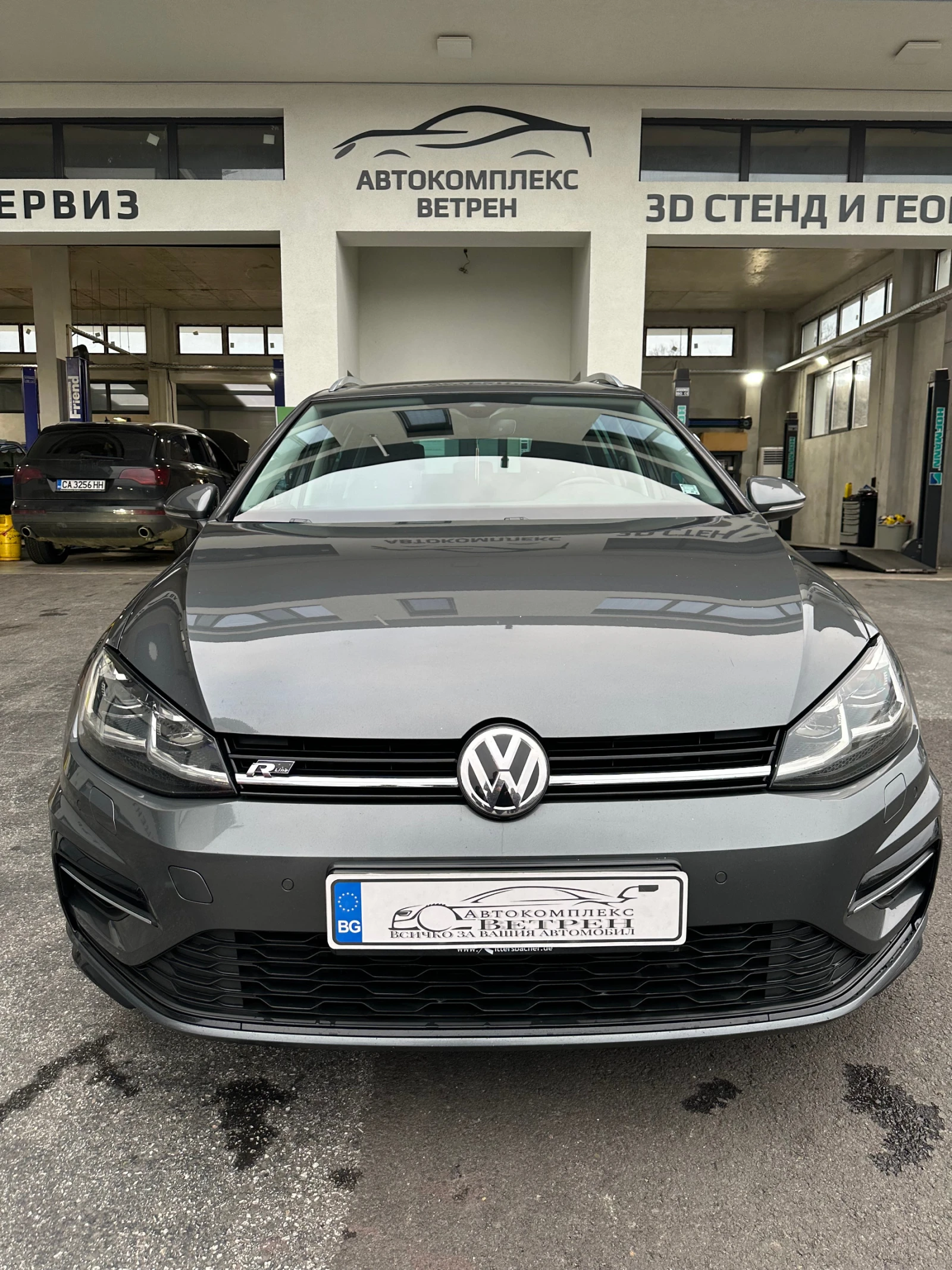 VW Golf Variant 2.0 TDI R Line - изображение 3