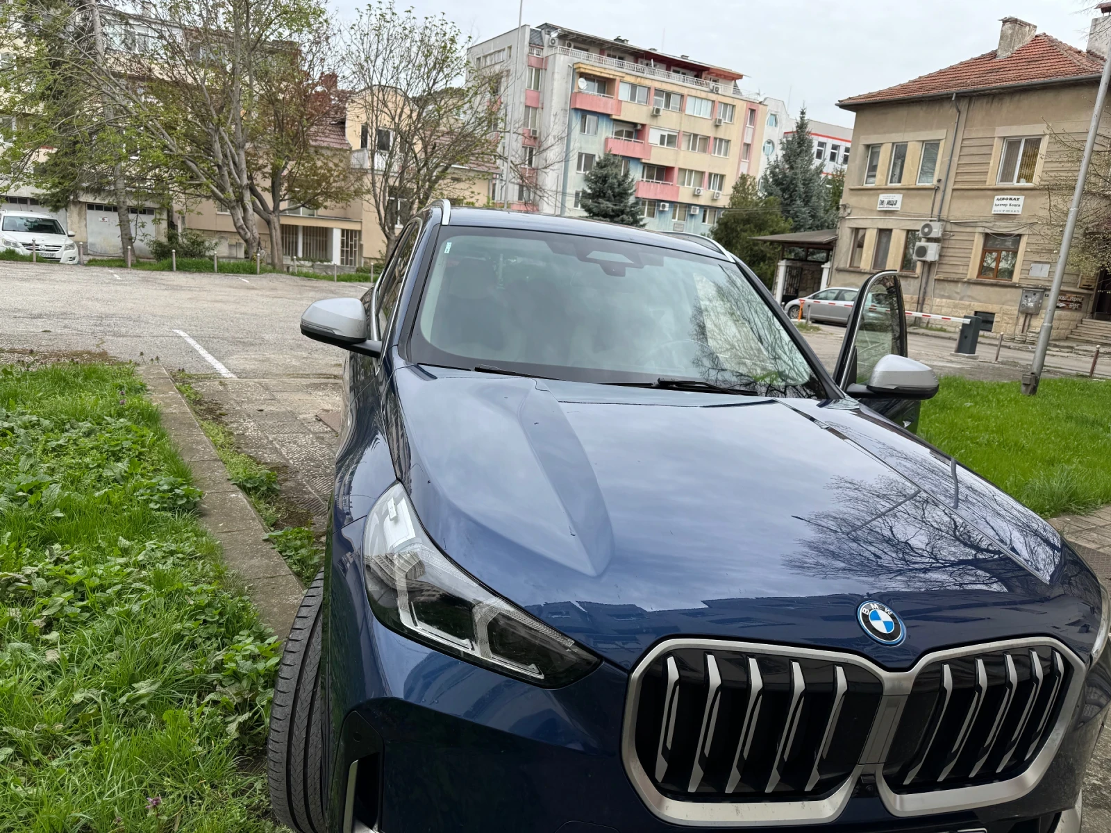 BMW iX1  - изображение 10