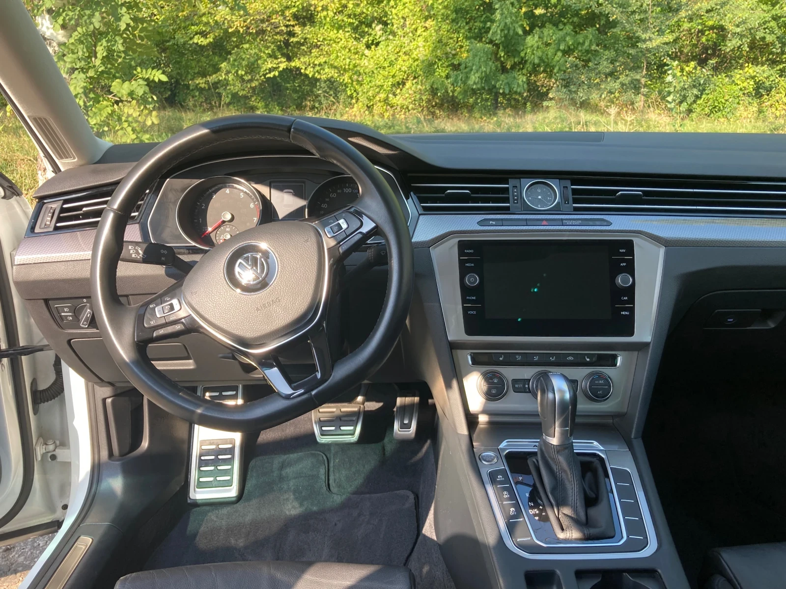 VW Passat Alltrack - изображение 10