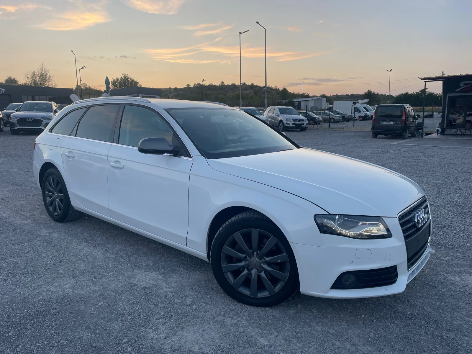 Audi A4 2.7TDI NAVI LED BI-XENON - изображение 3