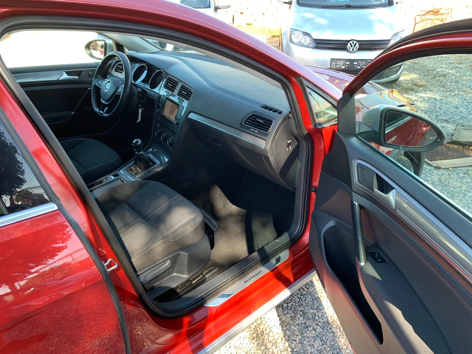 VW Golf 2.0TDI ALLTRACK | Mobile.bg   12