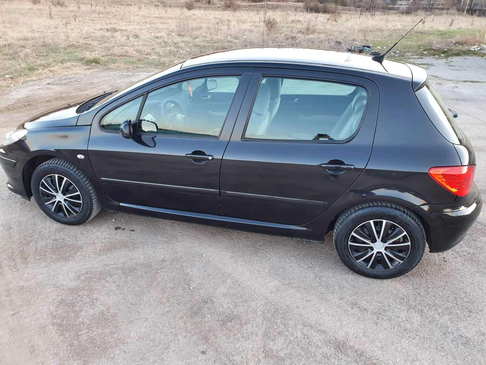 Peugeot 307 1.6 GAS - изображение 3