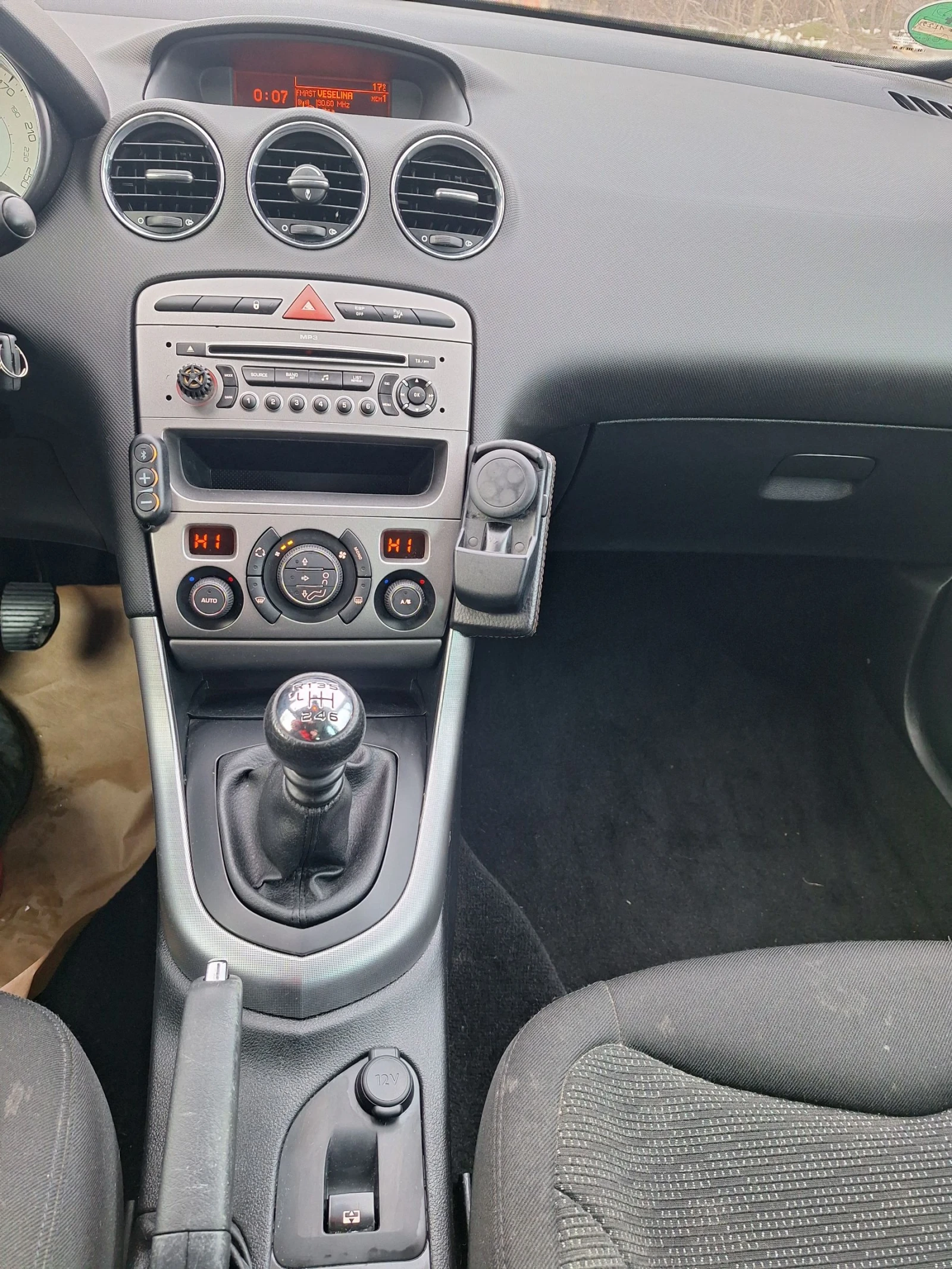 Peugeot 308 1.6 110k. - изображение 9