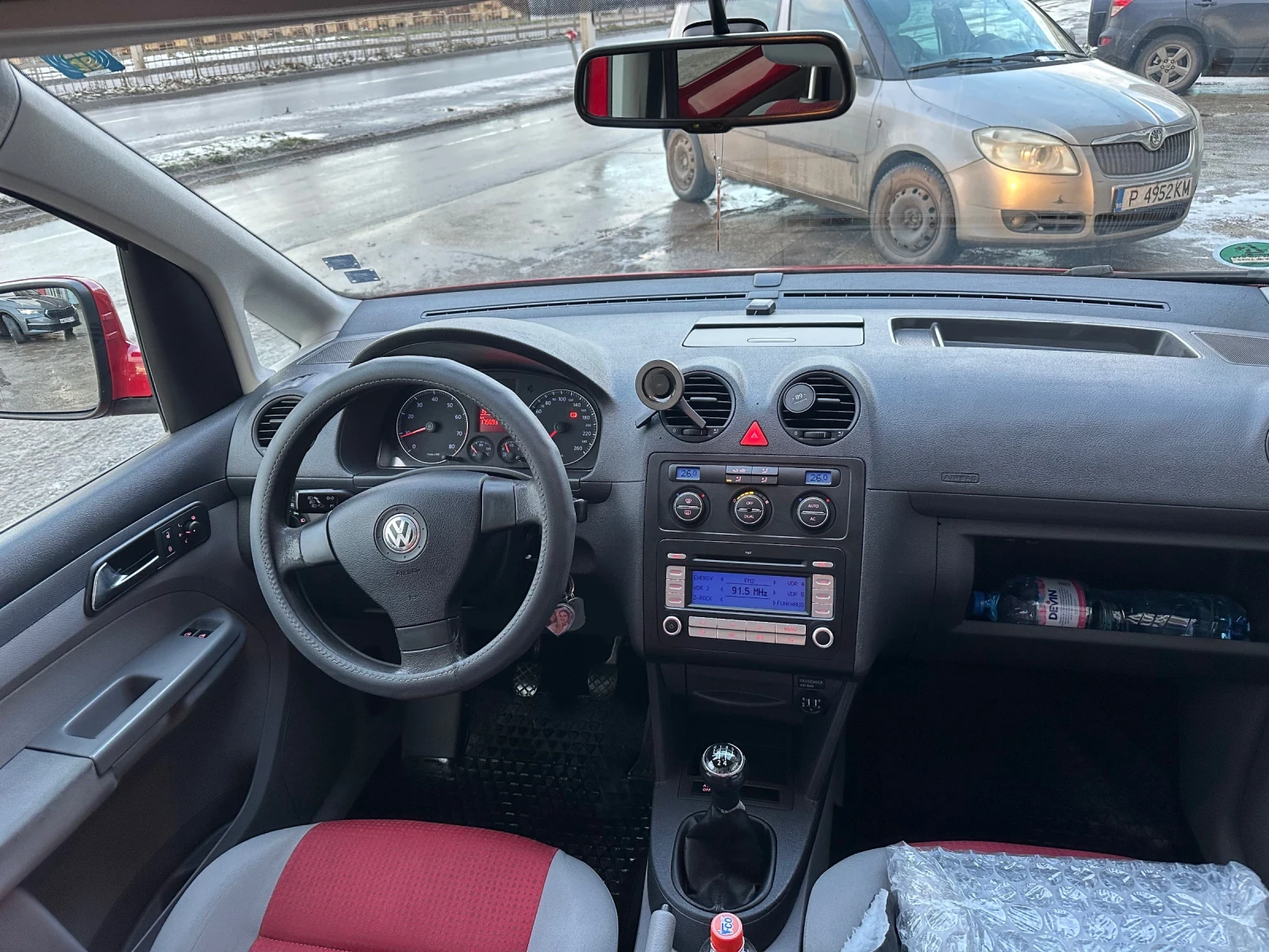 VW Caddy 1.6 Life - изображение 5