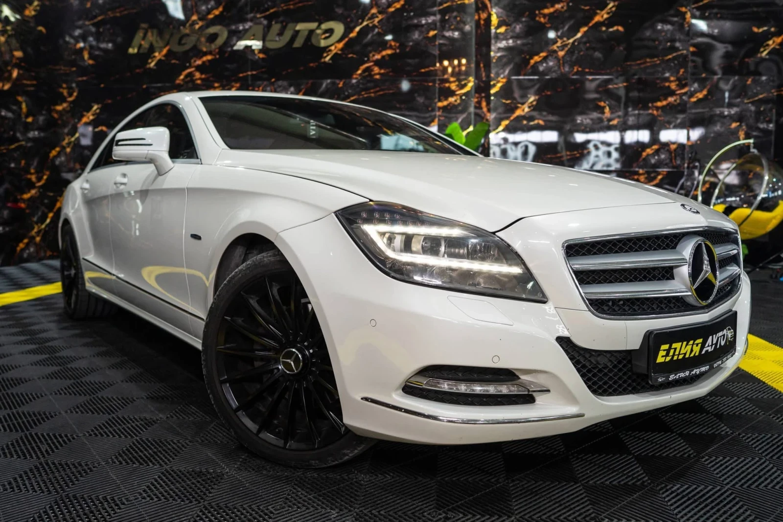 Mercedes-Benz CLS 350 D 4MATIC FULL AMG LINE LED NAVI ЛИЗИНГ 100% | Auto.bg — изображение 1