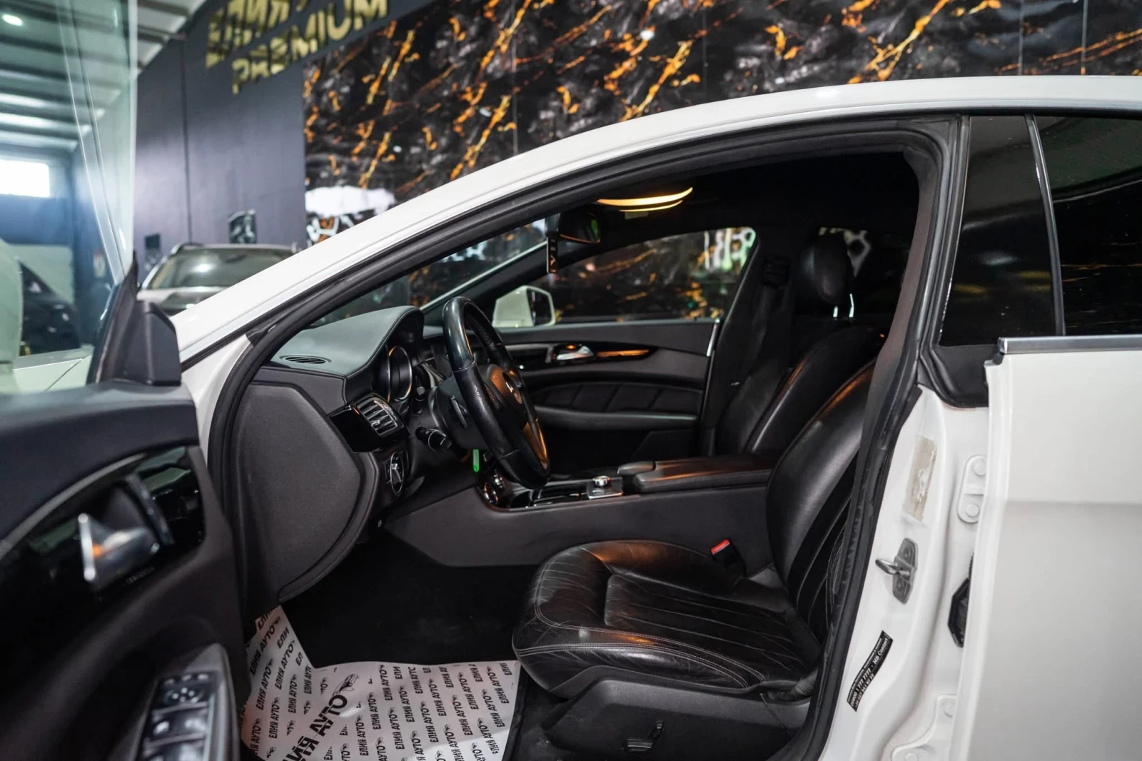 Mercedes-Benz CLS 350 D 4MATIC FULL AMG LINE LED NAVI ������ 100% | Mobile.bg � ����������� 11