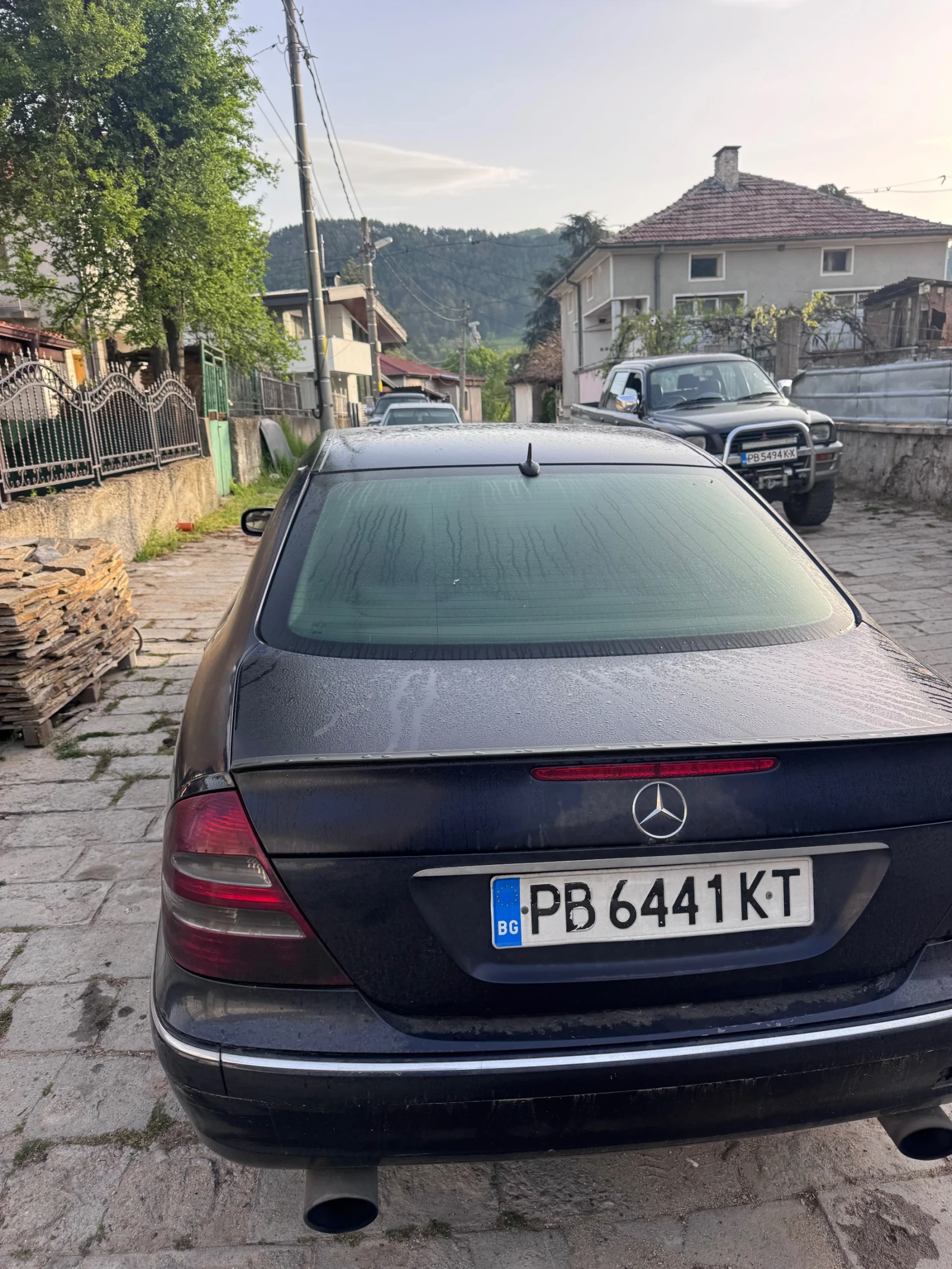 Mercedes-Benz E 270, снимка 5 - Автомобили и джипове - 54477654