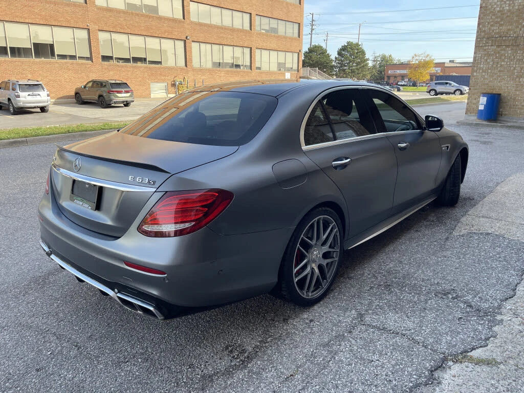 Mercedes-Benz E 63 AMG S Sedan 4MATIC, снимка 3 - Автомобили и джипове - 54584645