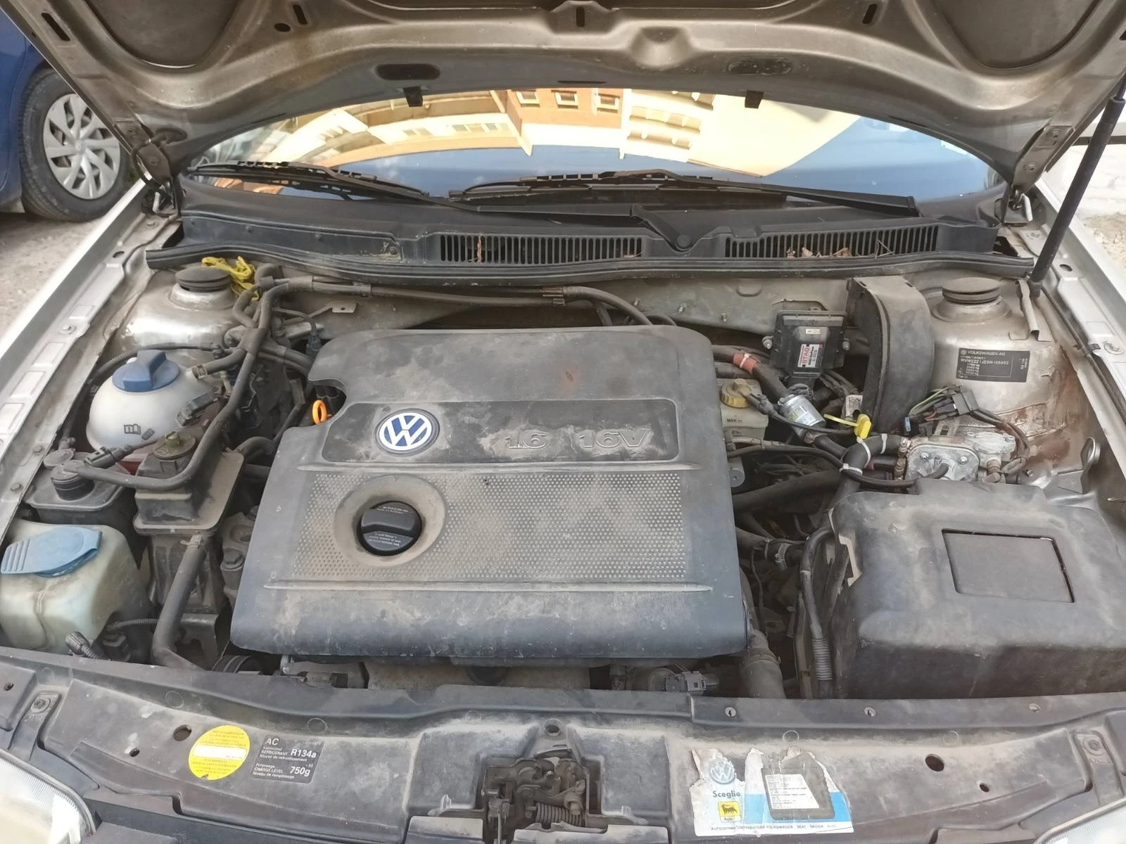 VW Bora С газова уредба, снимка 10 - Автомобили и джипове - 54747842