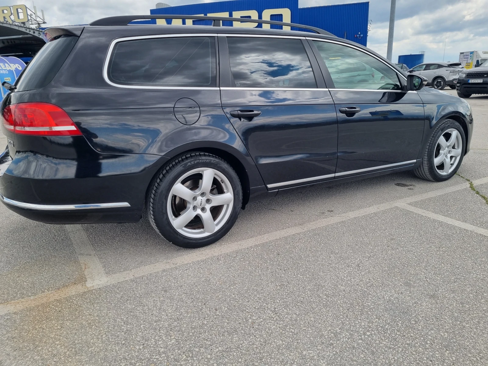 VW Passat 2.0 TDI 140 к.с., снимка 3 - Автомобили и джипове - 54811296