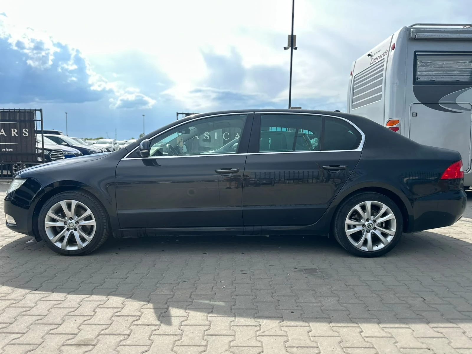 Skoda Superb / 138000KM / 2.0D / 170HP / , снимка 2 - Автомобили и джипове - 54855700