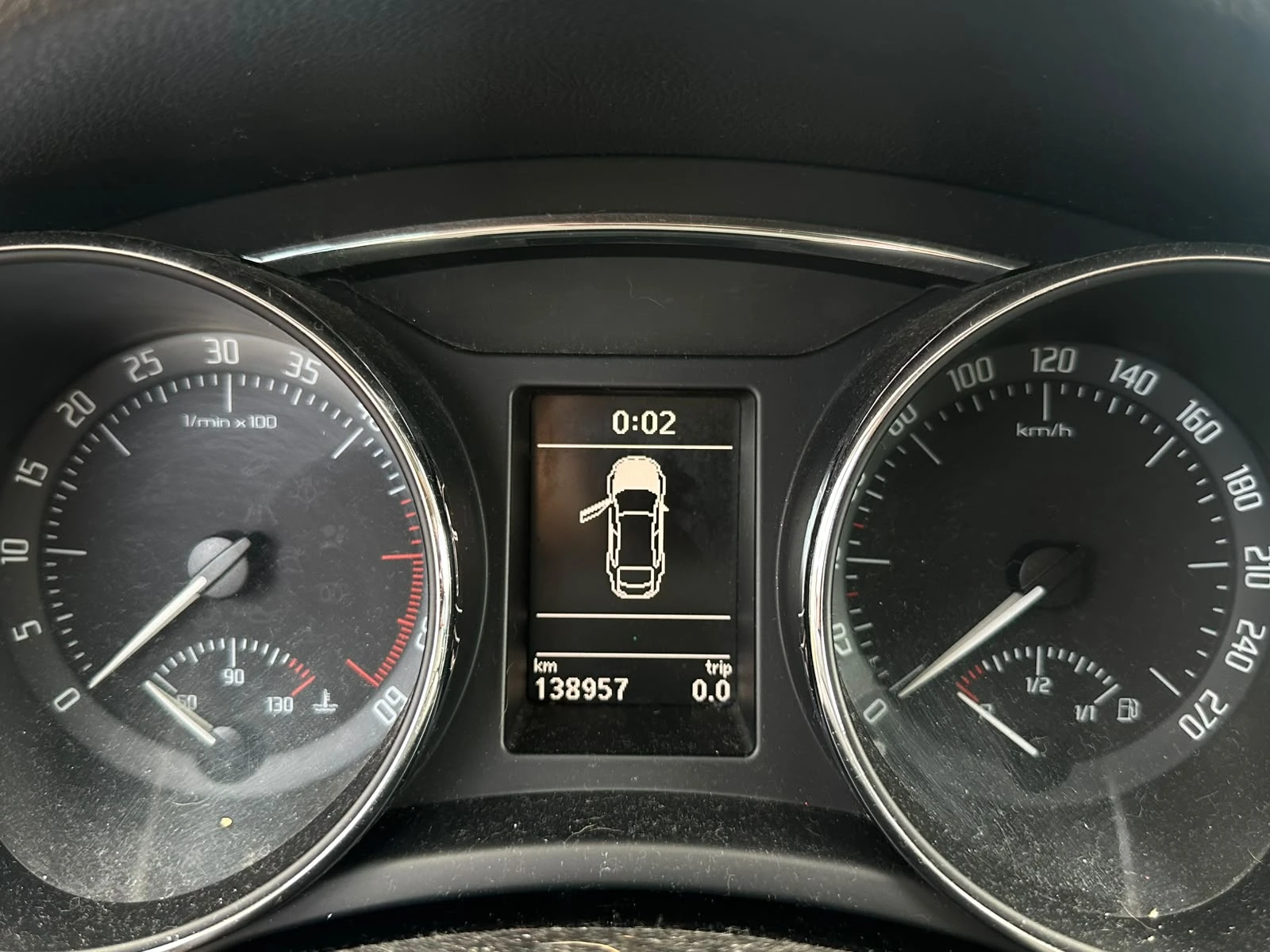 Skoda Superb / 138000KM / 2.0D / 170HP / , снимка 14 - Автомобили и джипове - 54855700