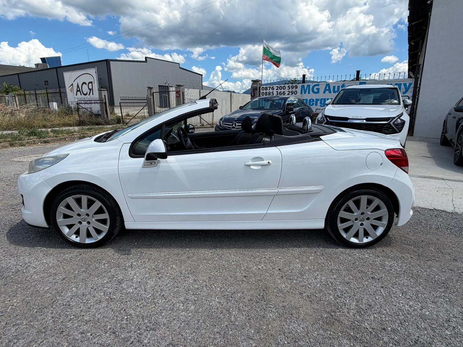 Peugeot 207 Бяла перла, снимка 2 - Автомобили и джипове - 54900256
