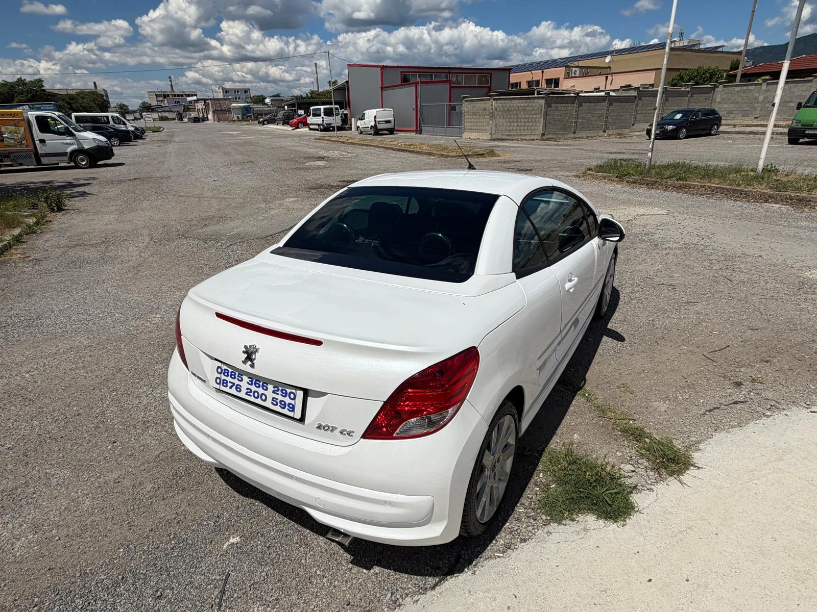 Peugeot 207 Бяла перла, снимка 10 - Автомобили и джипове - 54900256