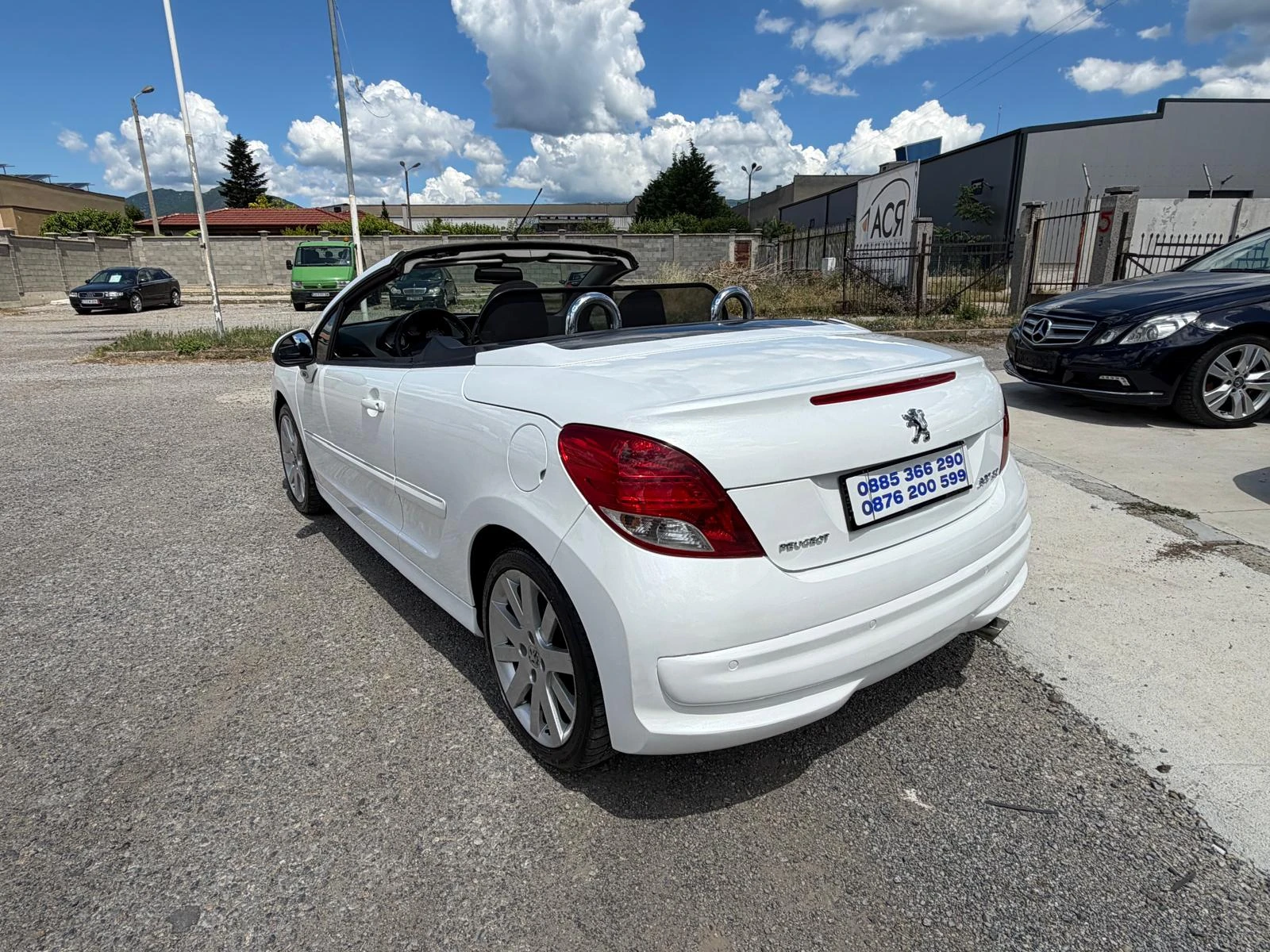 Peugeot 207 Бяла перла, снимка 3 - Автомобили и джипове - 54900256