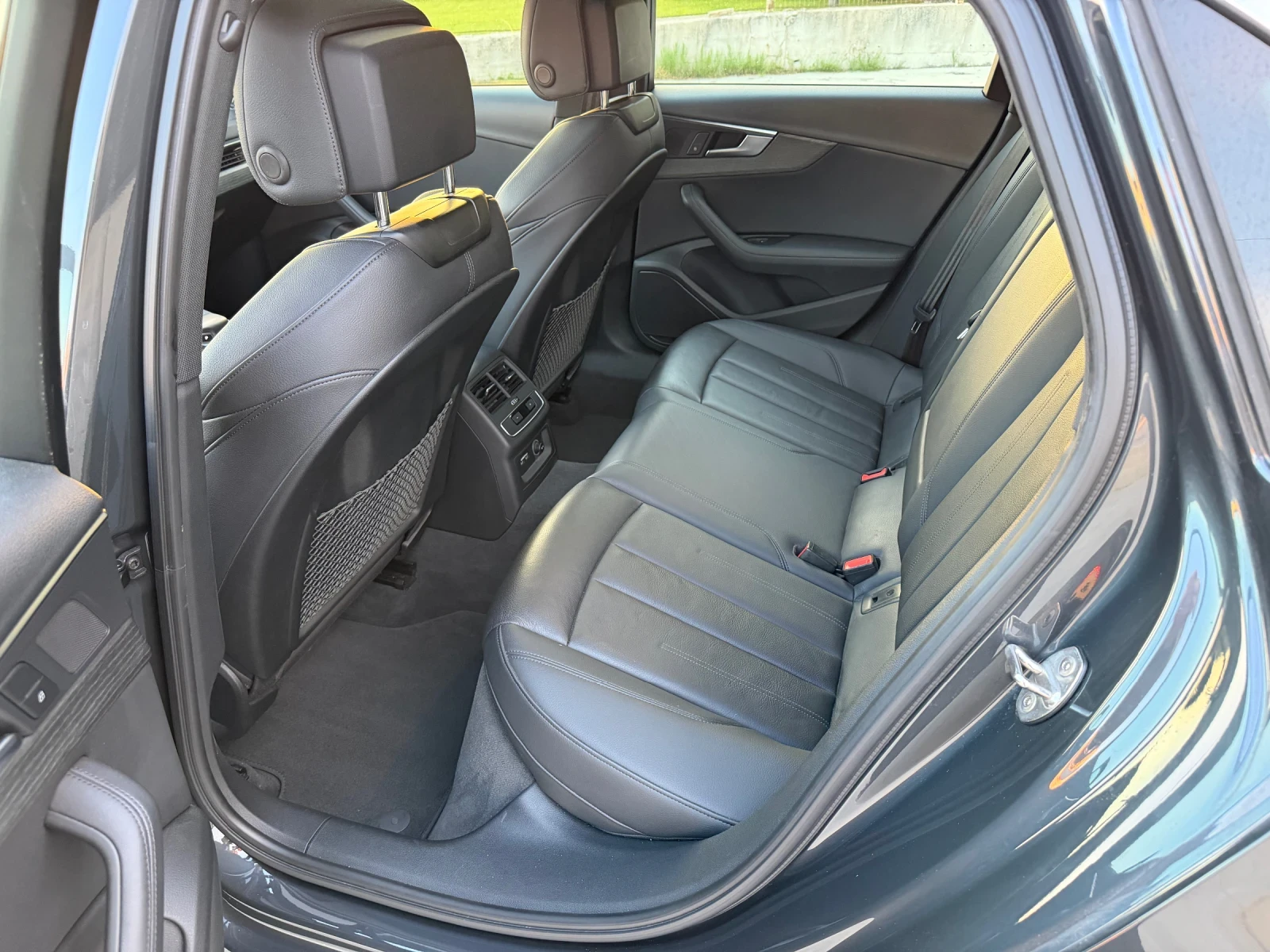 Audi A4 2.0T Quattro , снимка 8 - Автомобили и джипове - 55125792