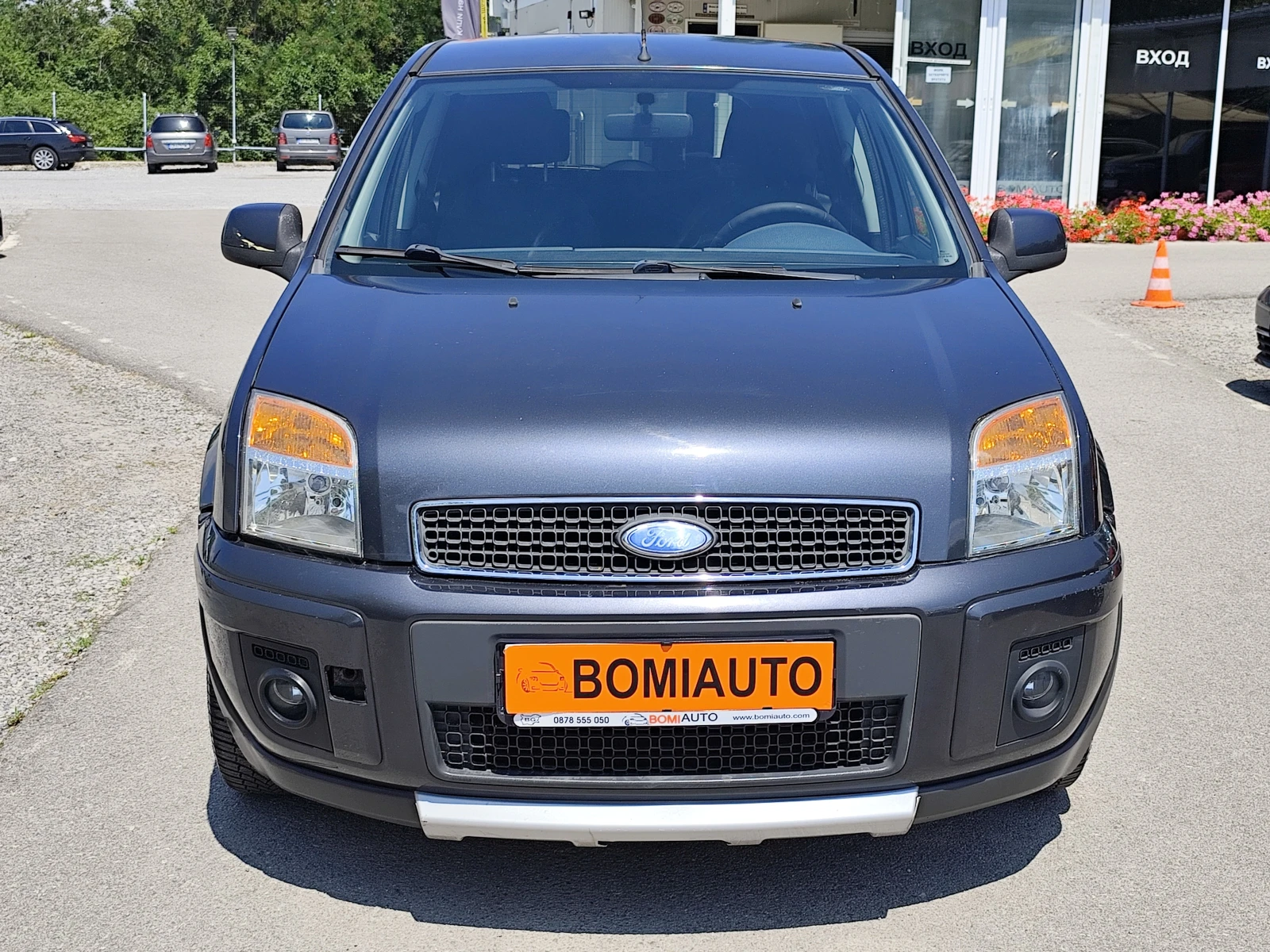 Ford Fusion 1.4i* ГАЗОВА УРЕДБА* КЛИМАТИК* , снимка 2 - Автомобили и джипове - 55331809