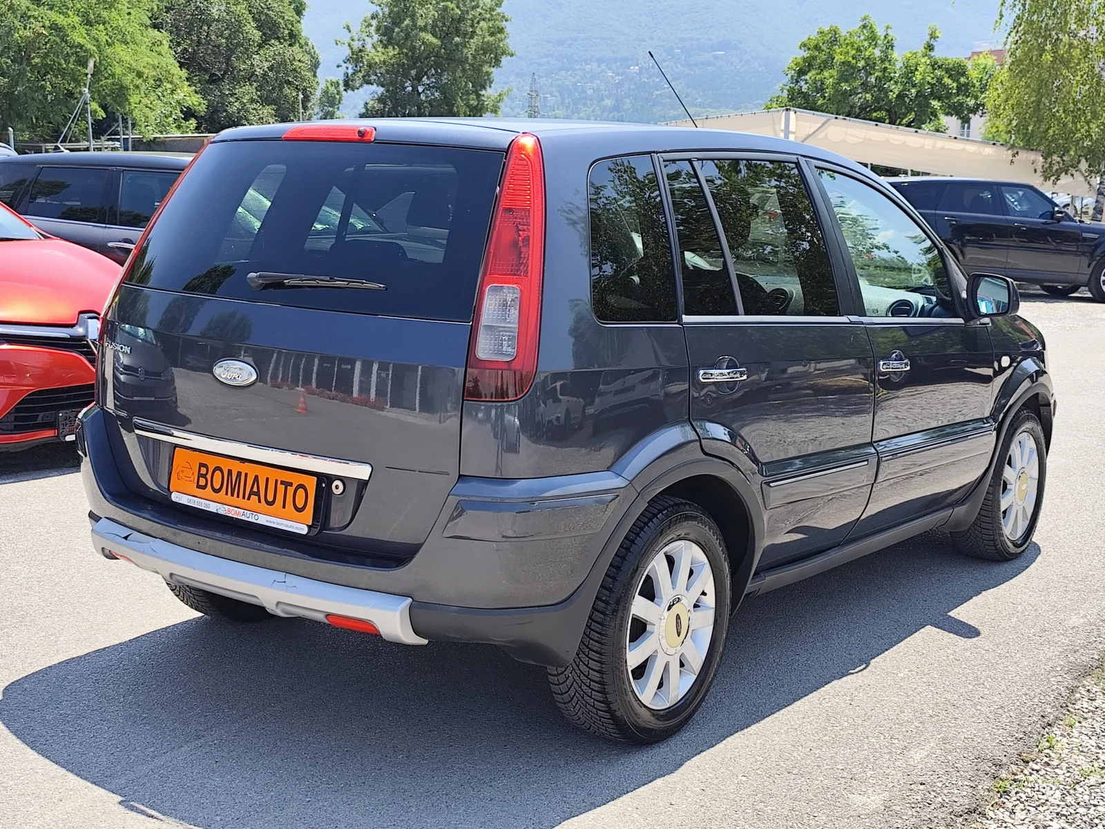 Ford Fusion 1.4i* ГАЗОВА УРЕДБА* КЛИМАТИК* , снимка 4 - Автомобили и джипове - 55331809