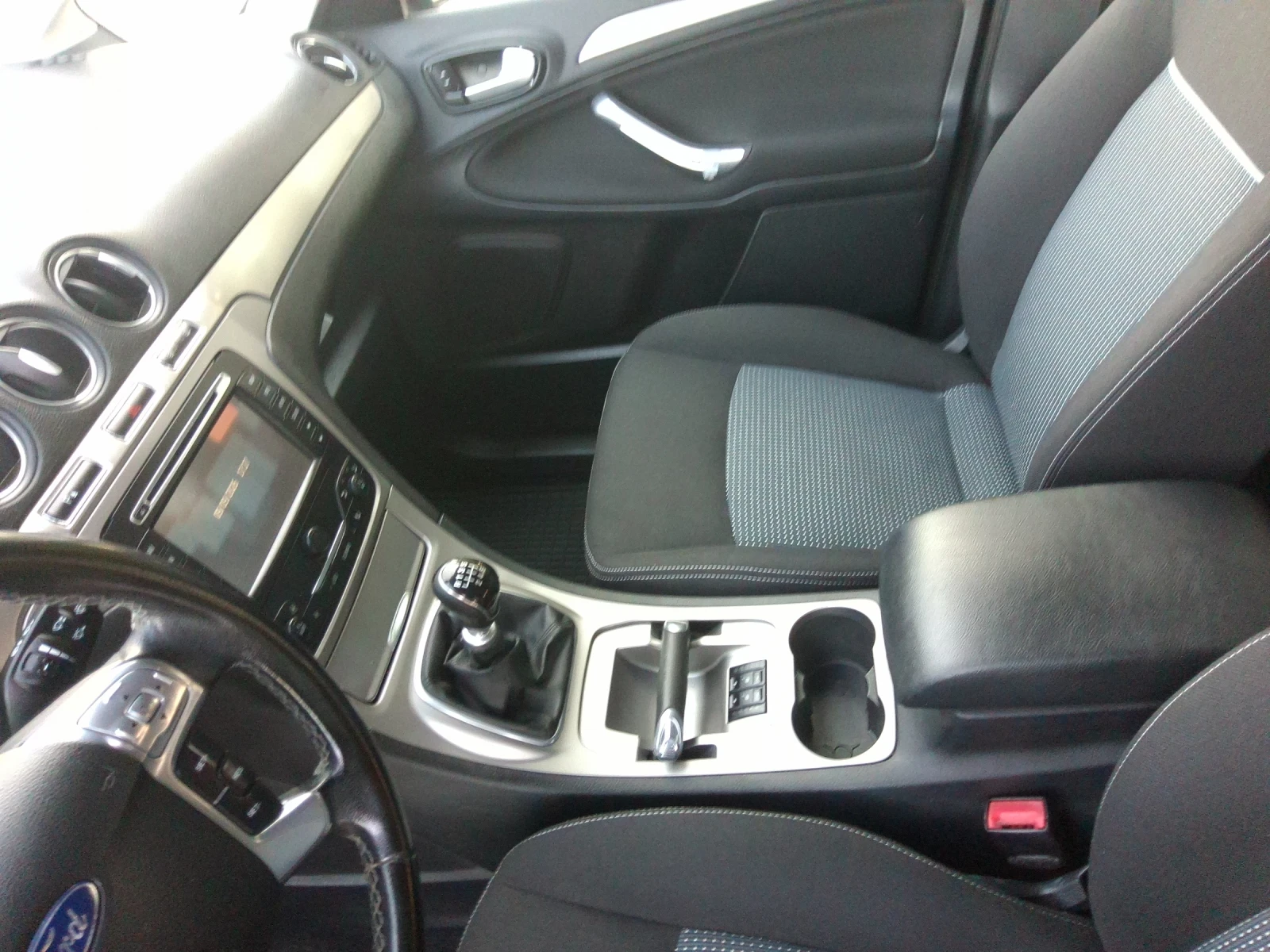 Ford Galaxy 2.0TDCI, снимка 6 - Автомобили и джипове - 56010687