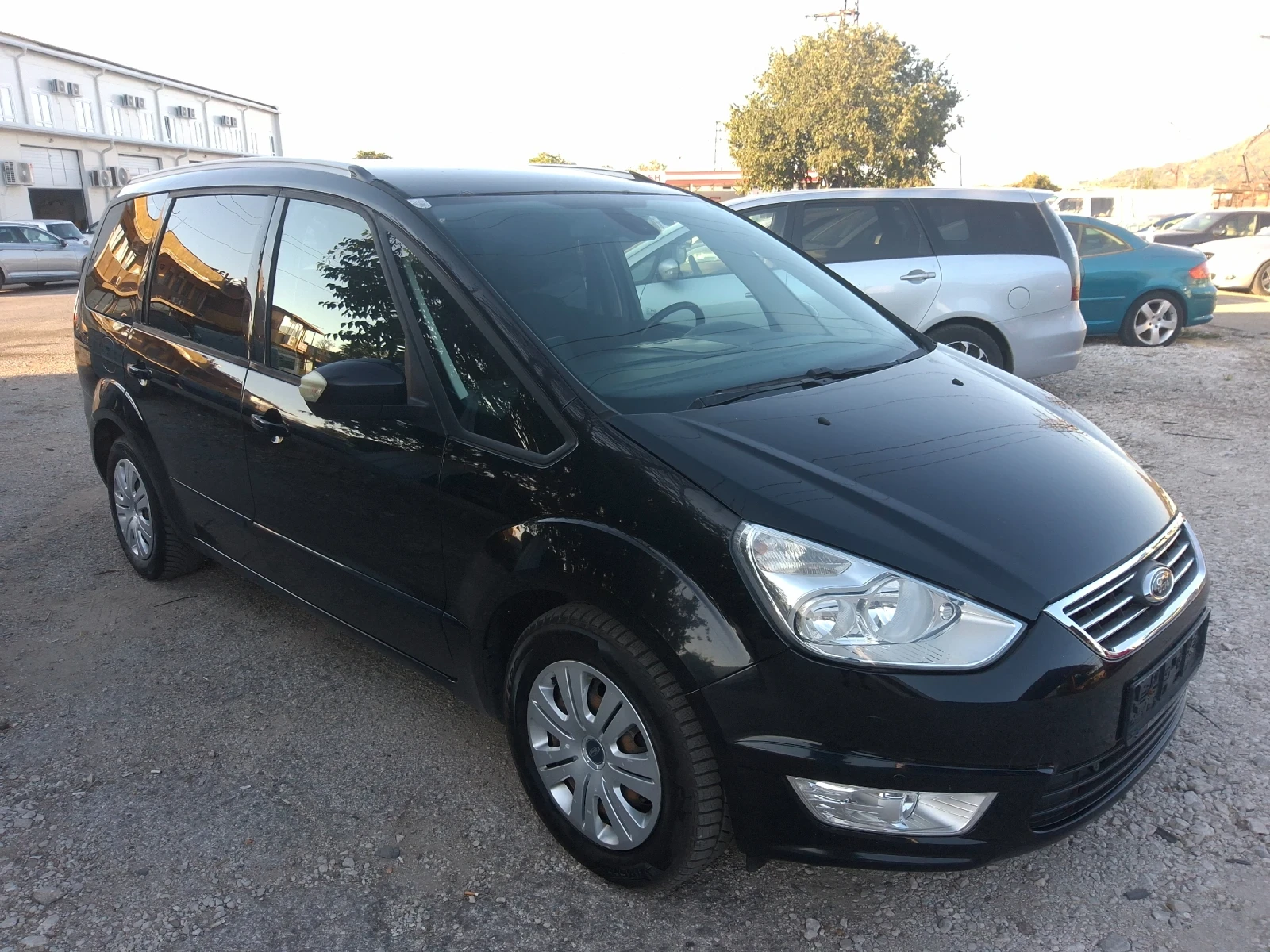 Ford Galaxy 2.0TDCI, снимка 2 - Автомобили и джипове - 56010687