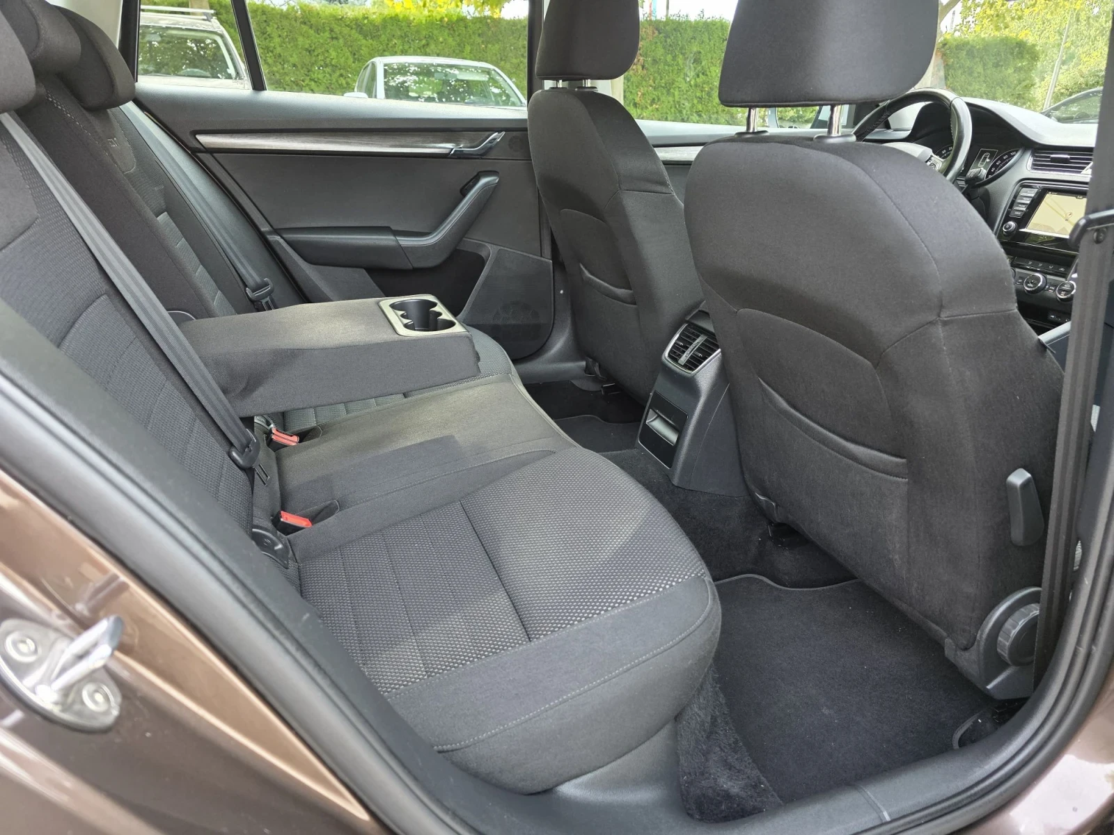 Skoda Octavia 2.0TDI-150kc SCOUT 4X4 | Mobile.bg � ����������� 13