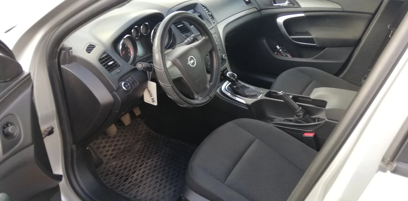 Opel Insignia 1.8, снимка 8 - Автомобили и джипове - 56339689