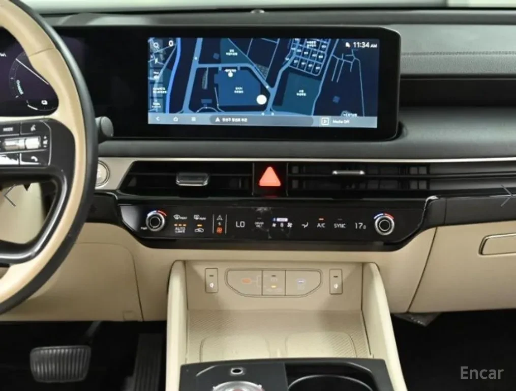 Kia K8 NOBLESSE* 360 КАМЕРИ* ХЕД-ЪП* ОБДУХ* КРАЙНА ЦЕНА* , снимка 12 - Автомобили и джипове - 56388866
