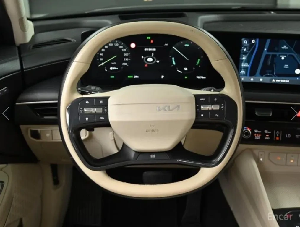 Kia K8 NOBLESSE* 360 КАМЕРИ* ХЕД-ЪП* ОБДУХ* КРАЙНА ЦЕНА* , снимка 9 - Автомобили и джипове - 56388866