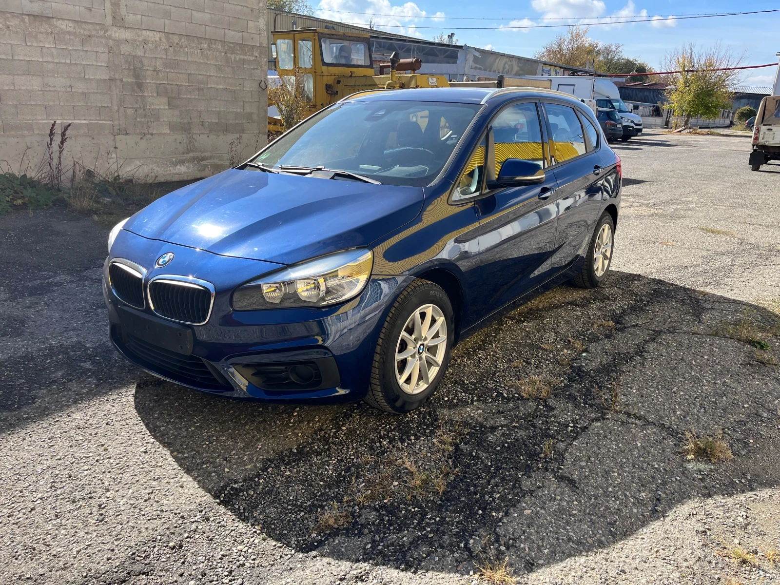 BMW 2 Active Tourer 218, снимка 2 - Автомобили и джипове - 56633538