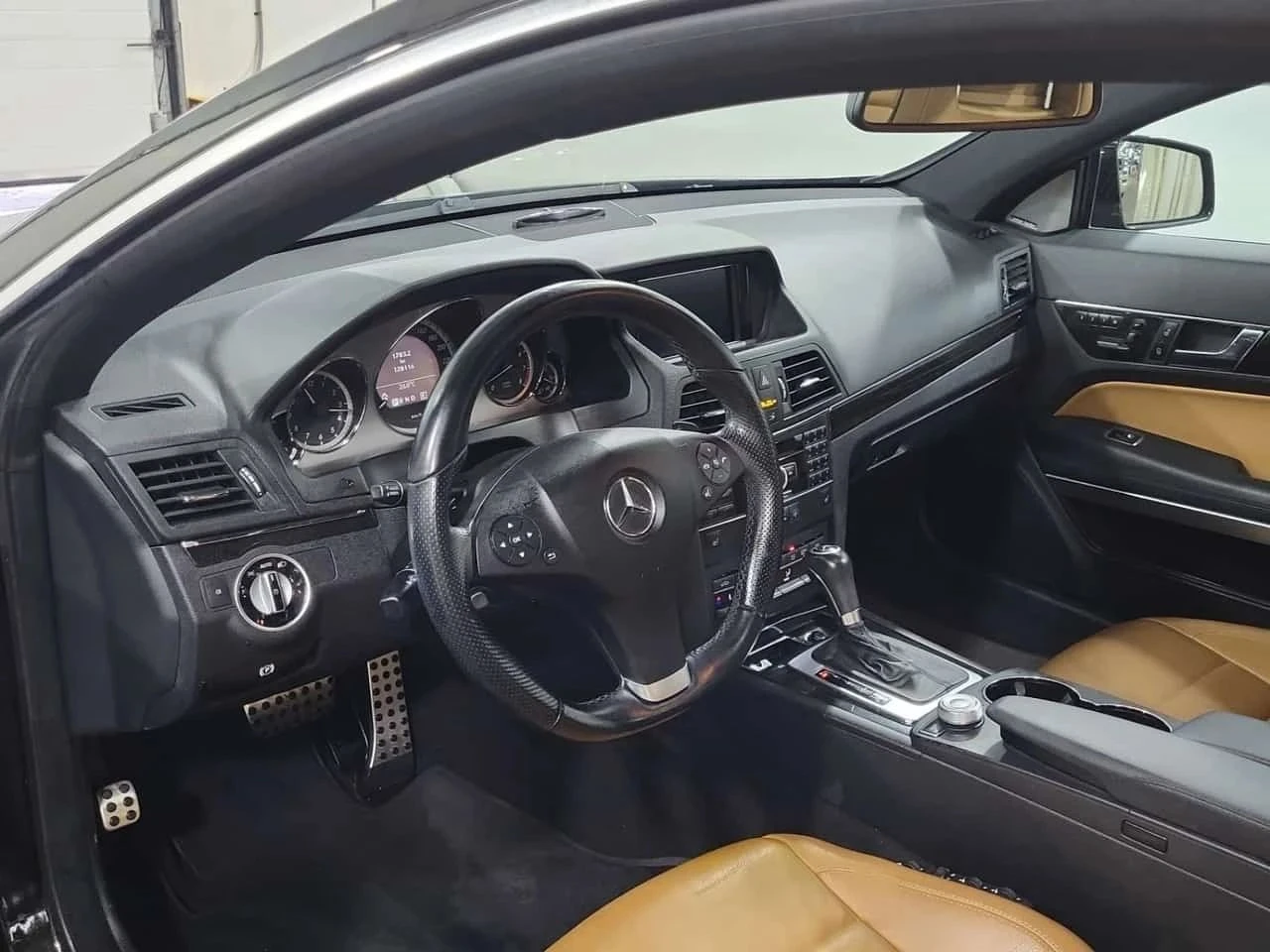 Mercedes-Benz E 350, снимка 10 - Автомобили и джипове - 56734238