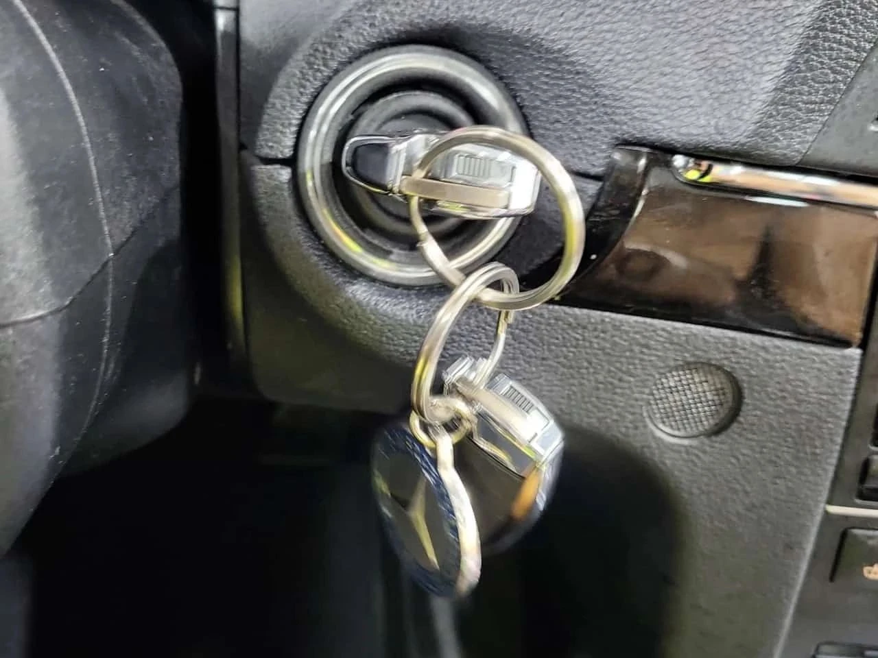 Mercedes-Benz E 350, снимка 8 - Автомобили и джипове - 56734238