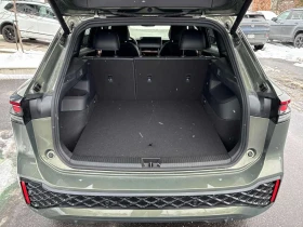 VW Tiguan  Highline R Line / ЧИСТО НОВ ! 23 КИЛОМЕТРА ПРОБЕГ, снимка 12