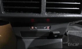 Land Rover Range Rover Velar 2.0 D240 R-Dynamic SE | HEAD-UP | ПАНОРАМА | , снимка 15