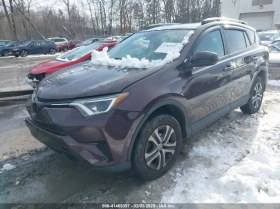 Toyota Rav4 LE 4X4 1