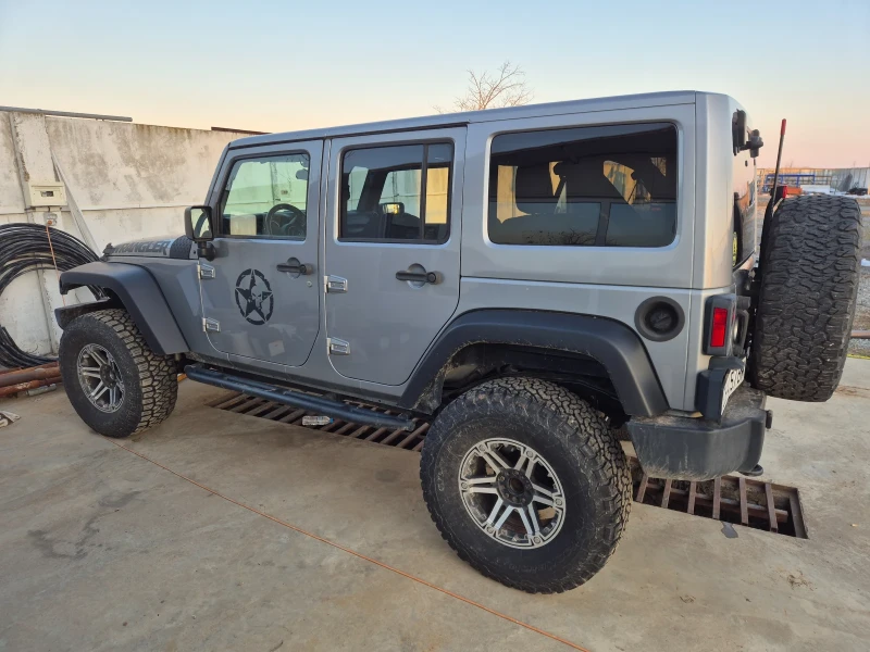 Jeep Wrangler, снимка 12 - Автомобили и джипове - 49281742