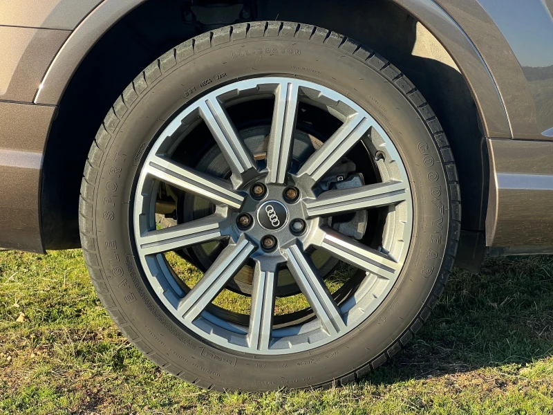 Audi Q7 3.0TFSI, снимка 13 - Автомобили и джипове - 52481757