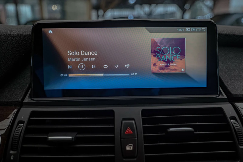 BMW X6 M50d/Dynamic Seat/HuD/Android/Подгрев/Soft Close/, снимка 14 - Автомобили и джипове - 51937482