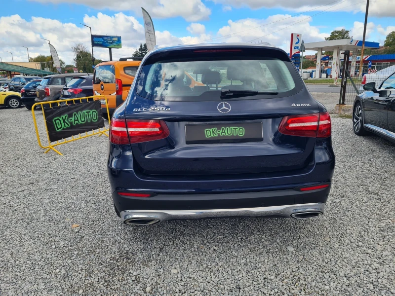 Mercedes-Benz GLC 250 CAMERA!!TEMPOMAT!!9Gtr!!AMGLine!!NAVI!!LED!!, снимка 5 - Автомобили и джипове - 52010349