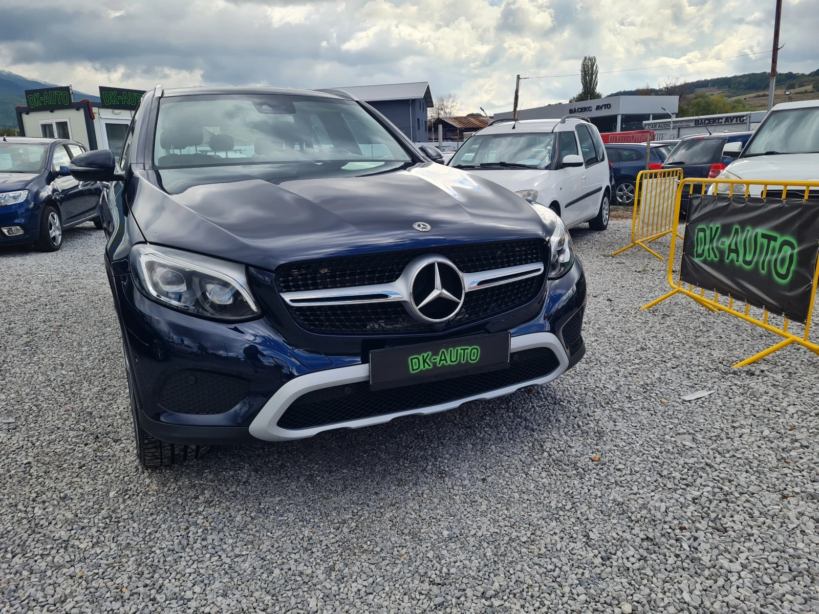 Mercedes-Benz GLC 250 CAMERA!!TEMPOMAT!!9Gtr!!AMGLine!!NAVI!!LED!!, снимка 1