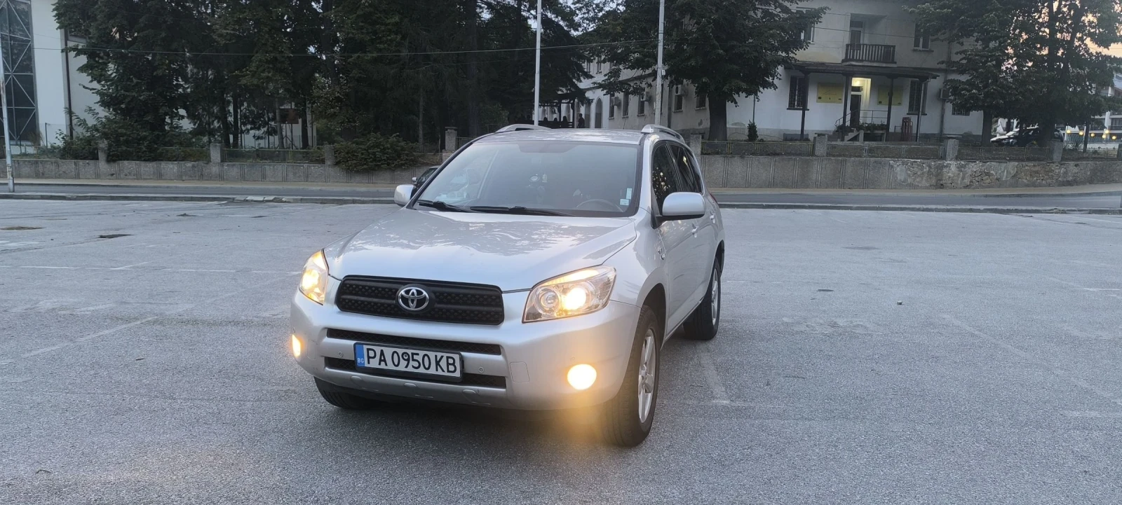 Toyota Rav4  - изображение 3