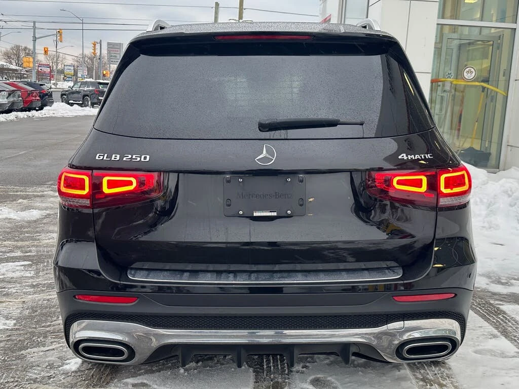 Mercedes-Benz GLB PREMIUM* ПАНОРАМА* ПОДГРЕВ* DRIVER ASSISTANCE - изображение 3