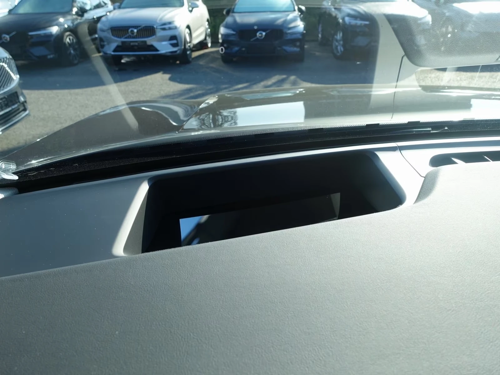 Volvo EX90 Ultra Twin Motor Performance 7seats, снимка 11 - Автомобили и джипове - 53736203