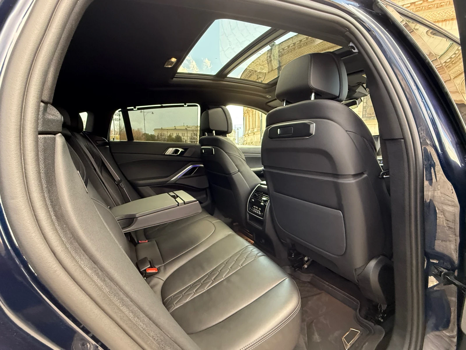 BMW X6 30d* xDrive* Head-Up* 360* Готов Лизинг, снимка 12 - Автомобили и джипове - 54386324