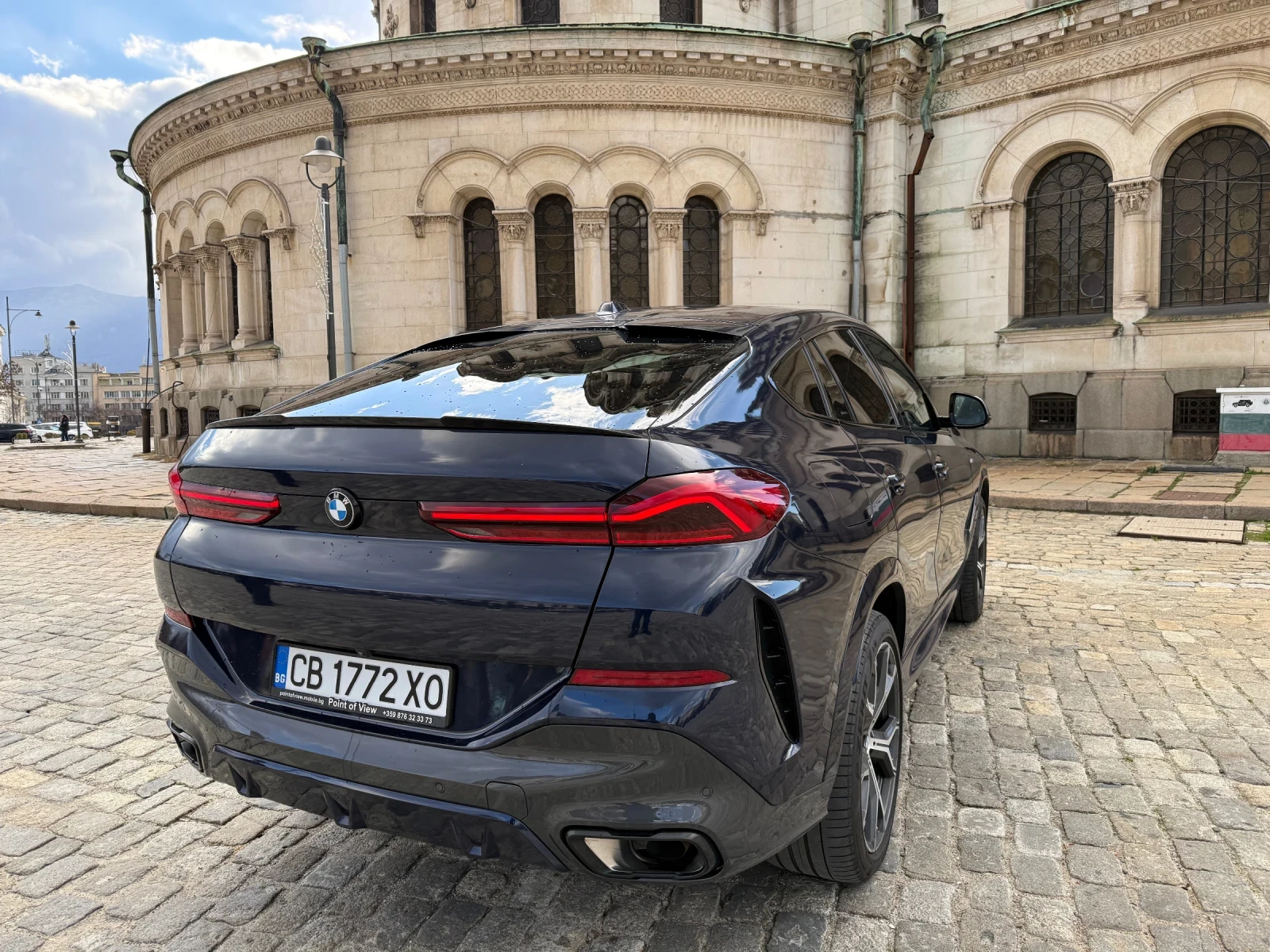 BMW X6 30d* xDrive* Head-Up* 360* Готов Лизинг, снимка 4 - Автомобили и джипове - 54386324