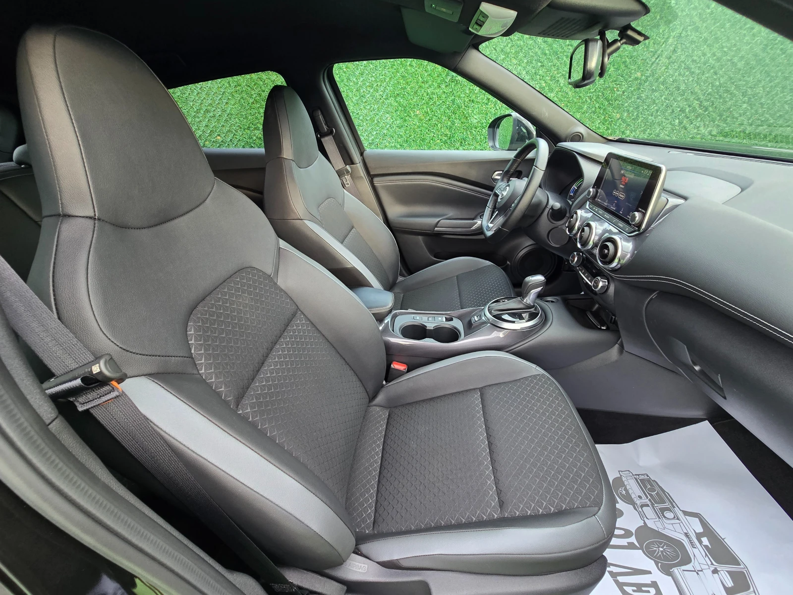 Nissan Juke 1.6i* 143кс* HYBRID* 2000км* , снимка 11 - Автомобили и джипове - 54700577