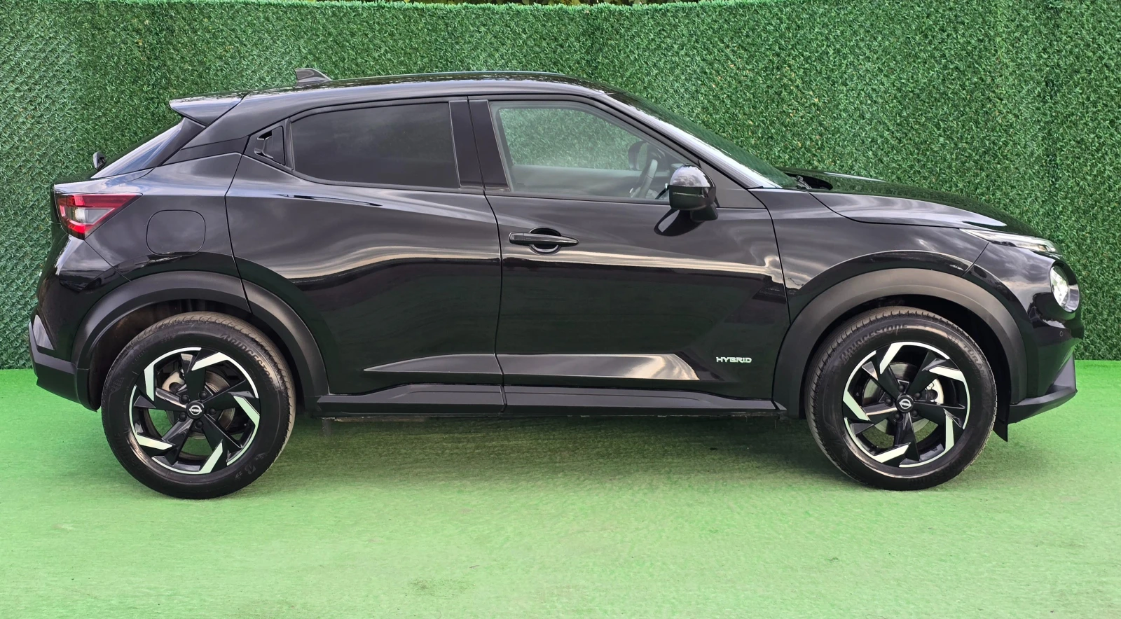 Nissan Juke 1.6i* 143кс* HYBRID* 2000км* , снимка 4 - Автомобили и джипове - 54700577